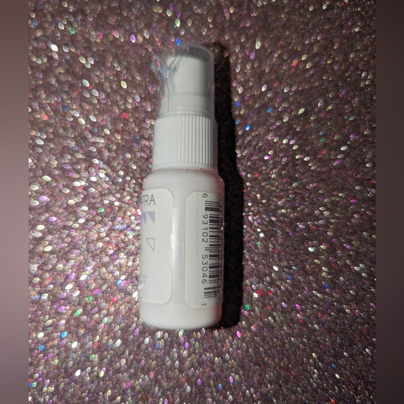 $4 Ofra Makeup Fixer Setting Spray - Picture 4 of 4
